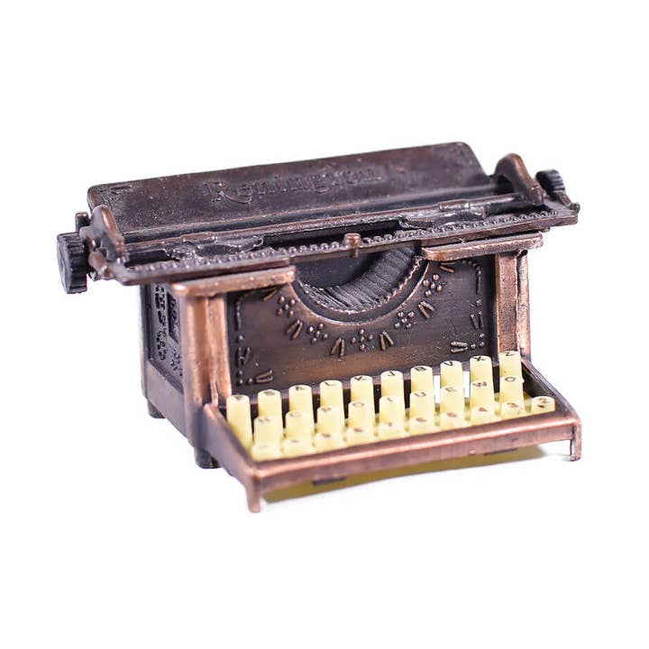 Typewriter Die Cast Sharpener for wholesale by giftland
