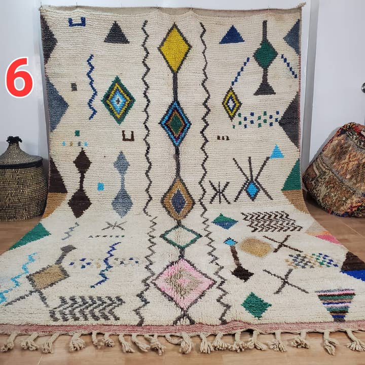 TAPPETO MAROCCHINO 100% FATTO A MANO 150 - 250 cm nr 996 per la vendita all'ingrosso da parte di Maroccarpets Poufs and pillows wholesale +31648976894