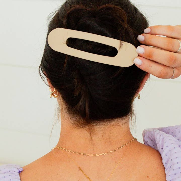 Shop Andi - Wholesale Hair Clip - Women's - Oversized Flat Claw Clip10