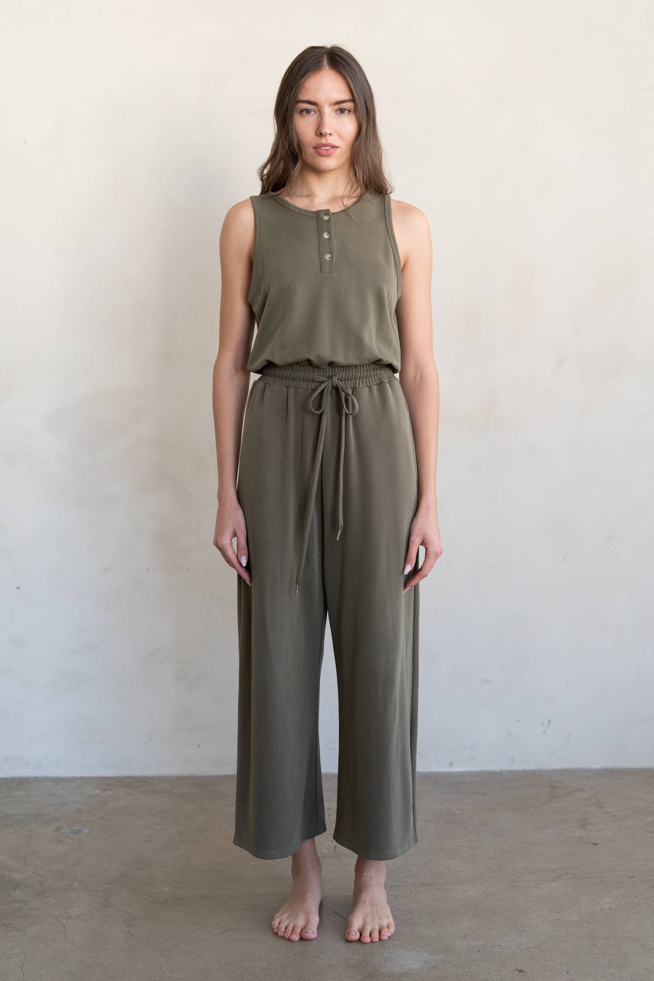 ELLE GREY – wholesale Jumpsuit – Women's – EASYGOING HENLEY JUMPSUIT0