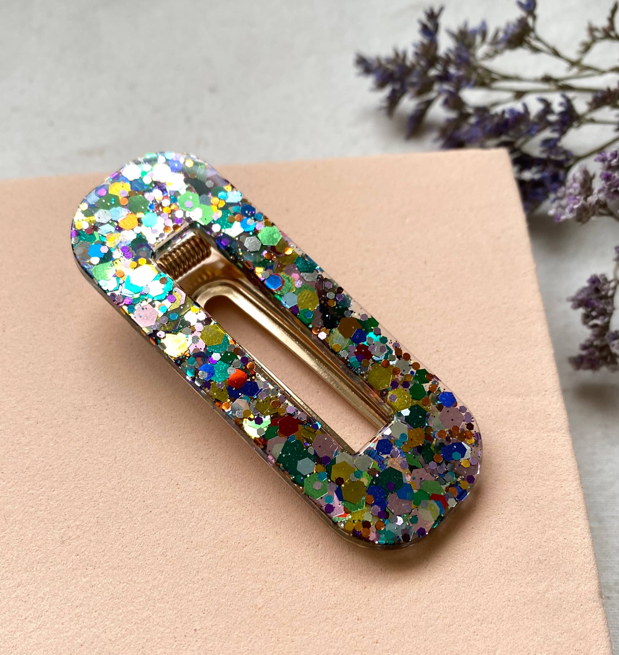 Love kiki designs – wholesale Hair clip – Women’s – Glitter Hair Clip0