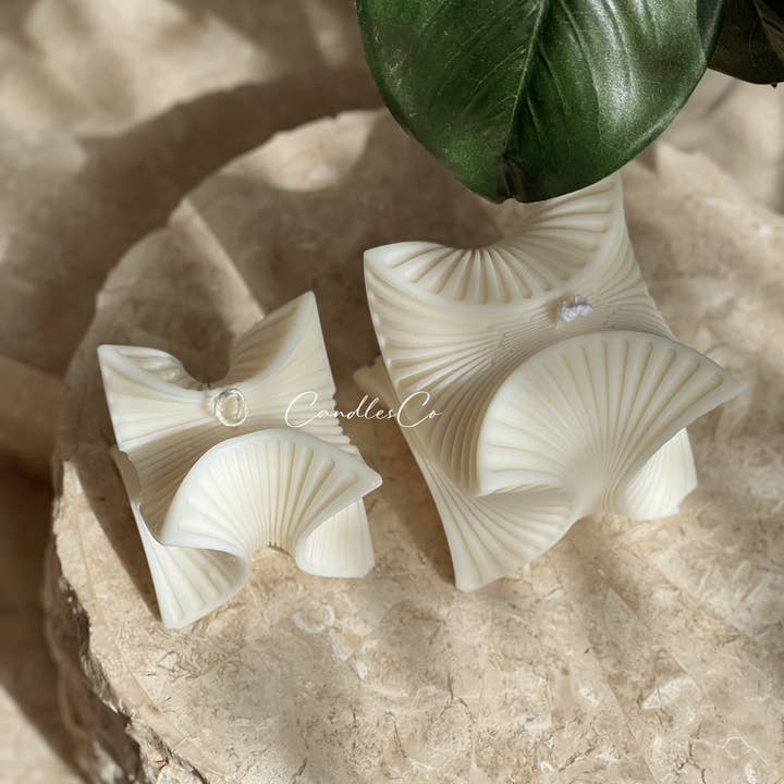 White Ribbed Twisted Cube for wholesale on Faire2