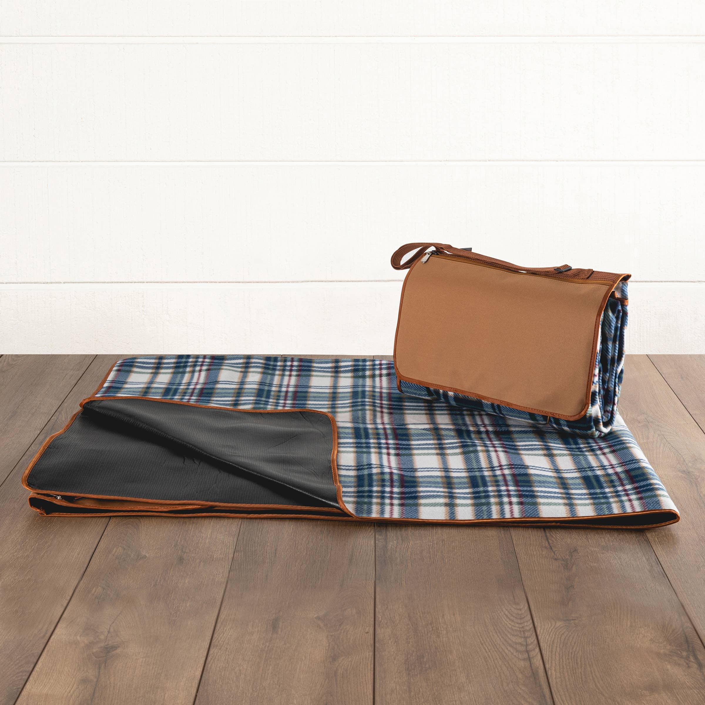 Picnic Time Family of Brands - Wholesale Picnic Blanket - Blanket Tote XL Outdoor Picnic Blanket5