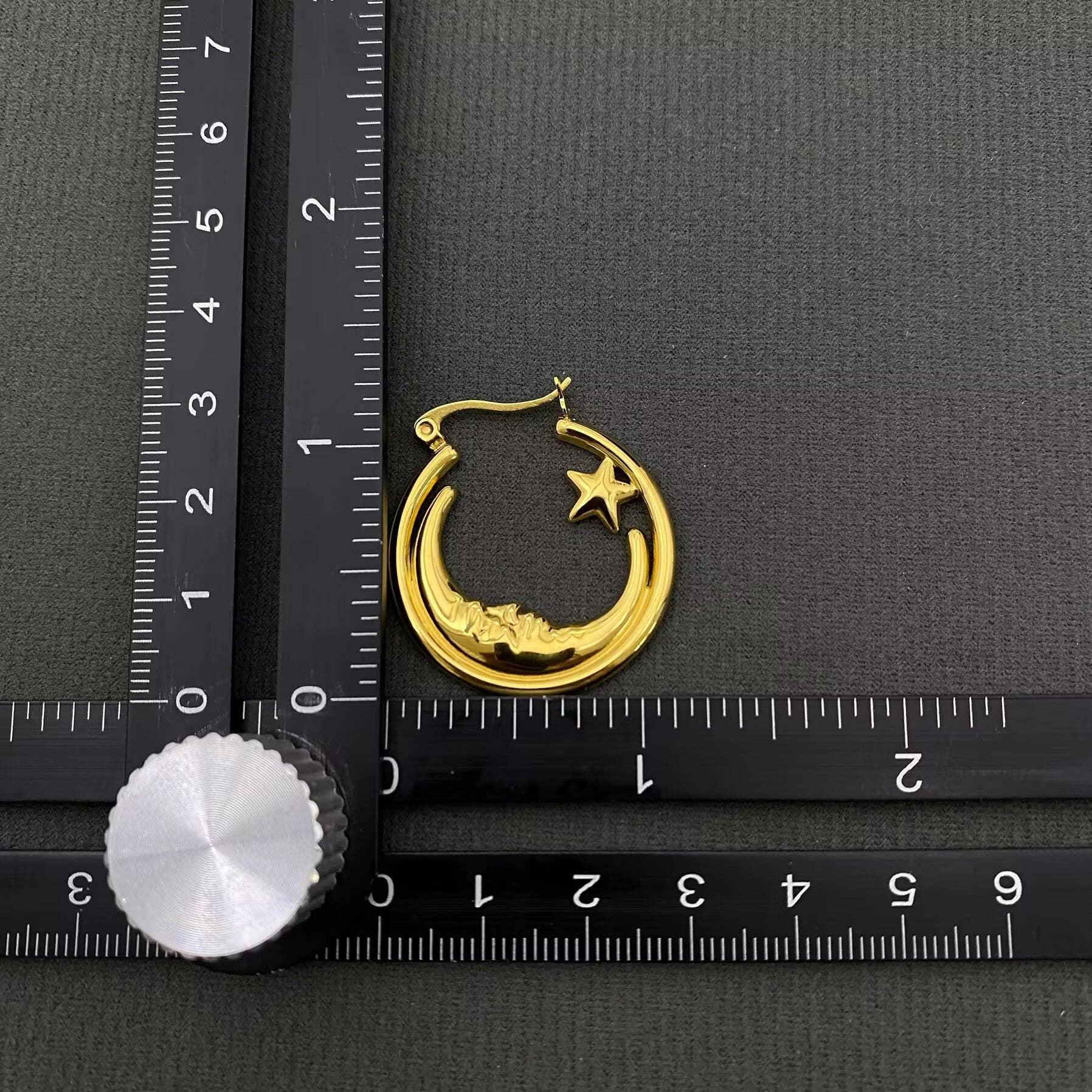 Mio Queena - Wholesale Hoop Earrings - Moon Star 18K Gold Plated S.Steel Hoop Earrings - FGS/MS3