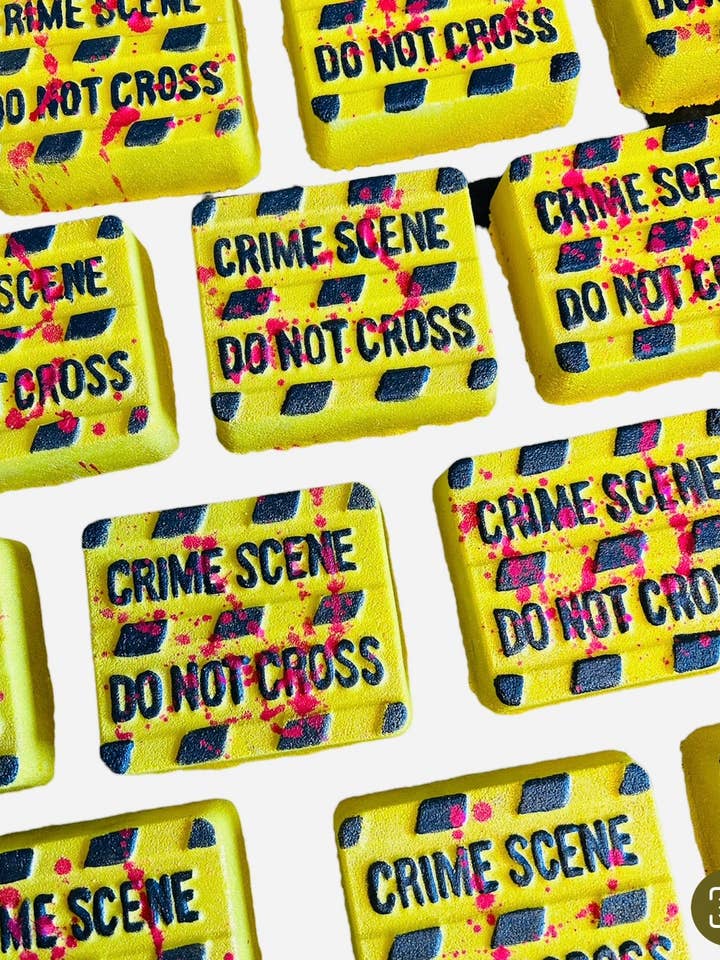 Halloween crime scene bath bomb for wholesale by Flaming desserts