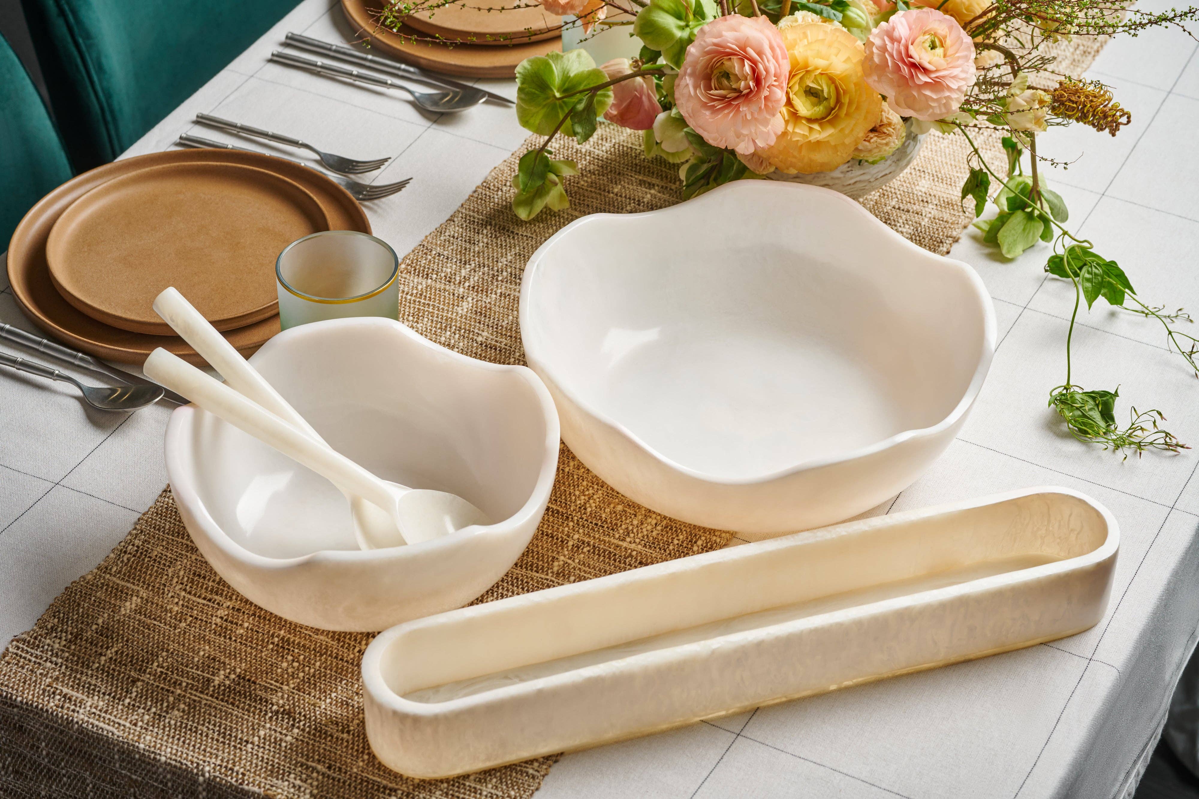 Lainy Home - Wholesale Decorative Plate/Dish/Bowl - Wavy Resin Bowl 13" X 4"1