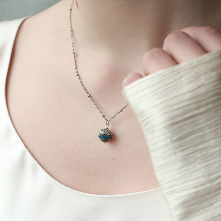 Silk Purse, Sow's Ear – wholesale Pendant/charm necklace – Teal Silver Acorn Necklace