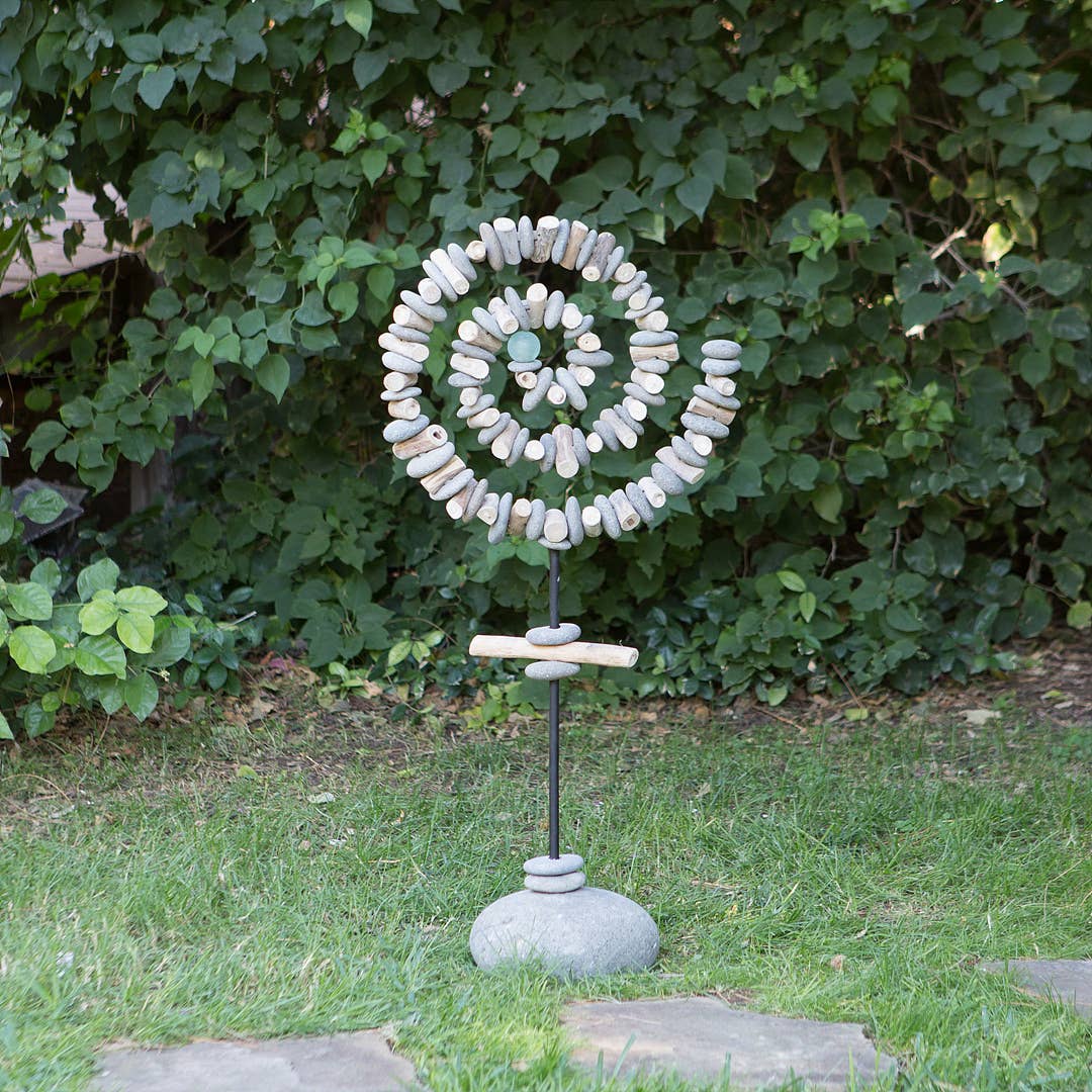 Garden Age Supply - Wholesale Outdoor Ornament/Decor - Spiral Garden Stand with Glass Ball - Outdoor Ornament/Decor0