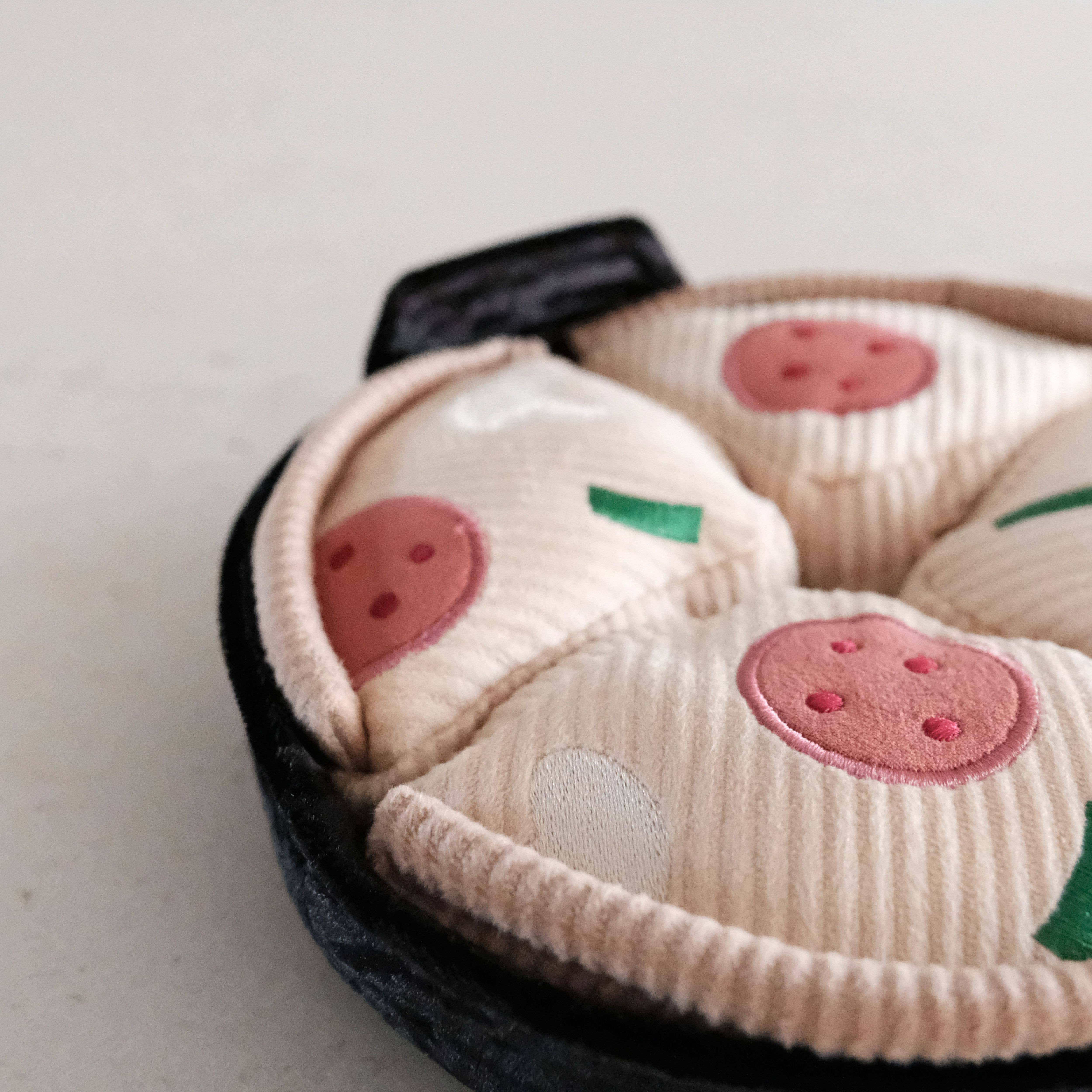 Lambwolf Collective - Wholesale Pet Plush Toy - Dog - DEEP DISH PIZZA//ENRICHMENT DOG TOY12