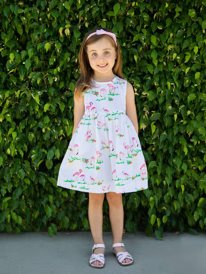 Pinny Flamant Rose pour la vente par Smiling Button