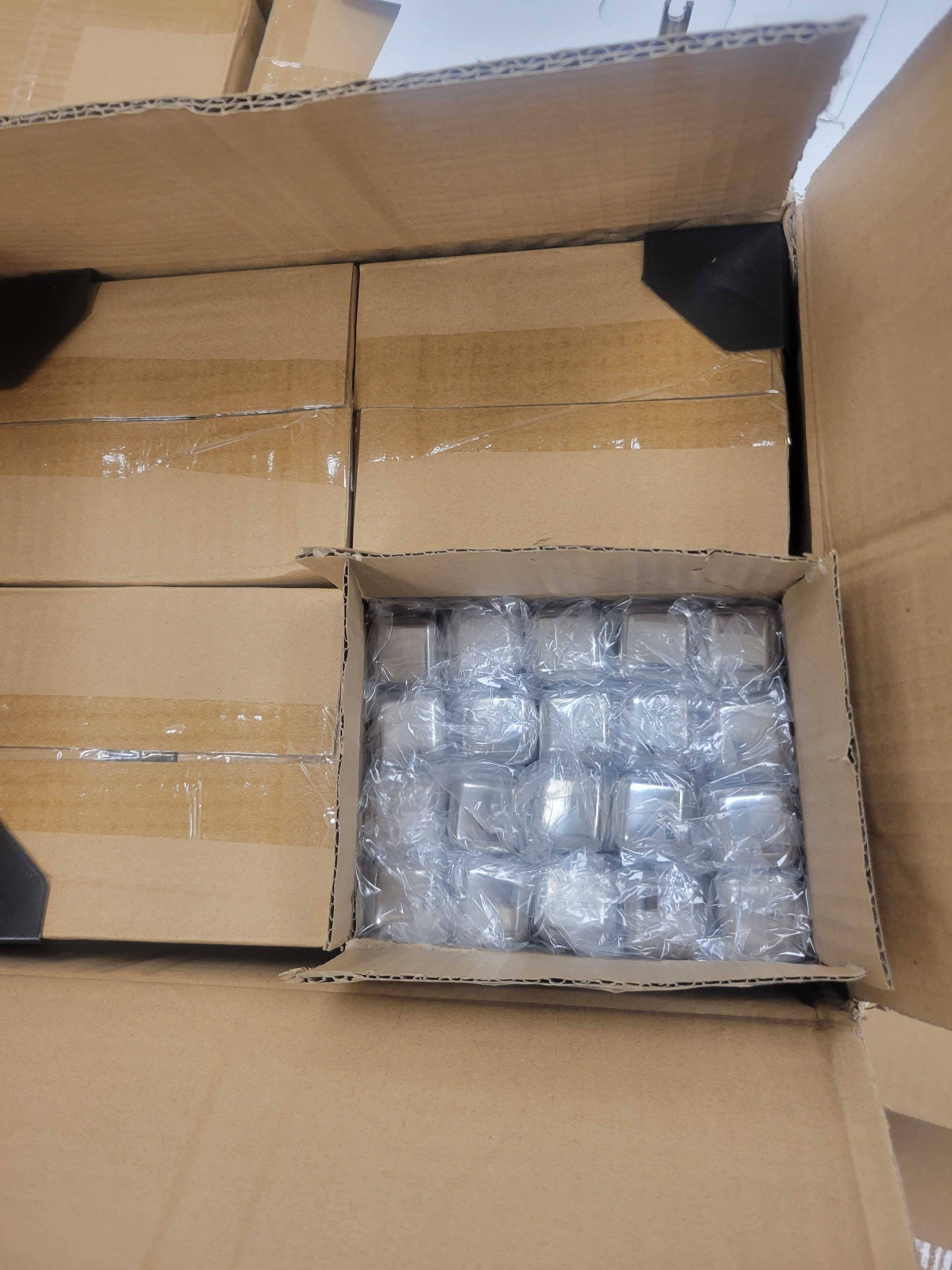 Craftly - Wholesale Drink Chilling Cubes - Stainless Steel Whiskey Ice Cubes – Bulk Case (Ice Stones)3