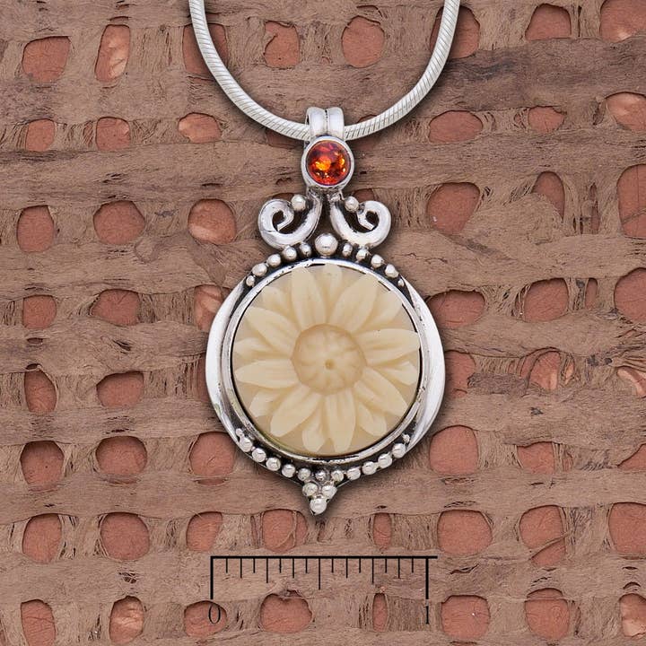 Pendente Tagua Not Girassol c/ Pendente Cabine Amber por atacado de Tidepool