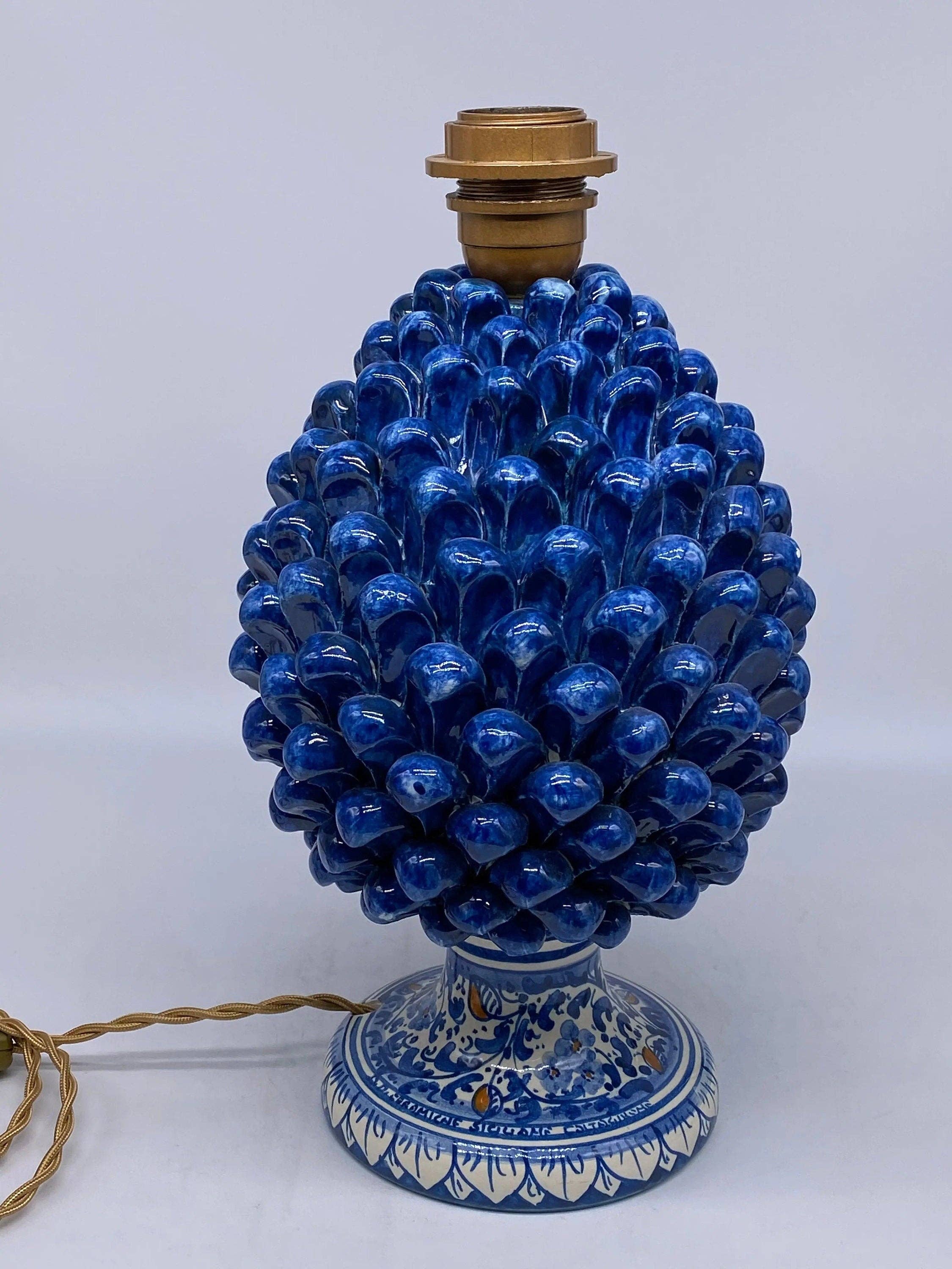 DD Ceramiche Siciliane - Wholesale Accent/Desk Lamp - Caltagirone Ceramic Pigna Lamp cm H.30 Handmade Antique Blue Decorated Base5