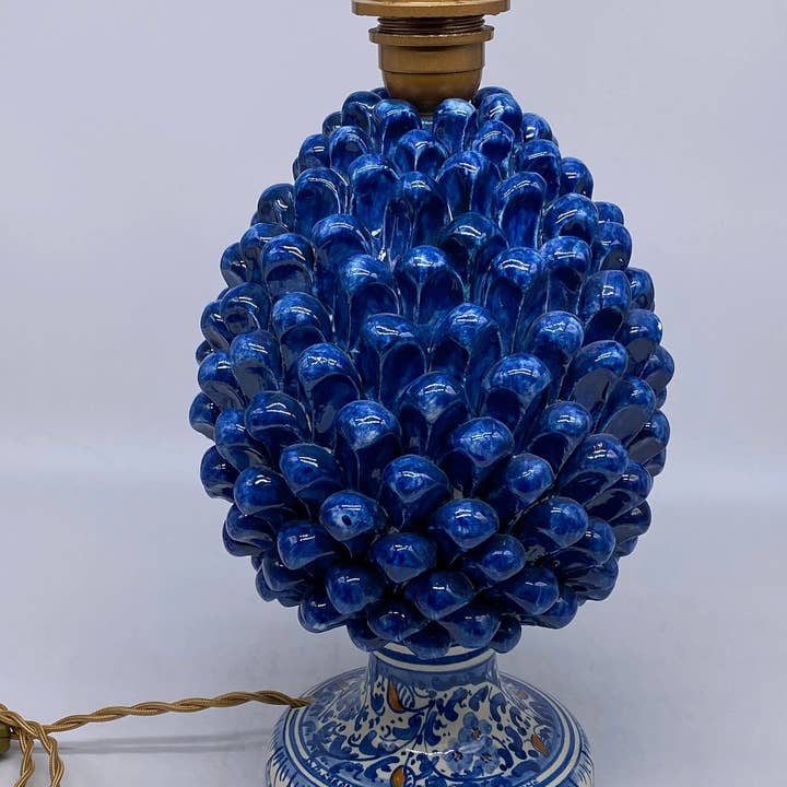 DD Ceramiche Siciliane - Wholesale Accent/Desk Lamp - Caltagirone Ceramic Pigna Lamp cm H.30 Handmade Antique Blue Decorated Base5