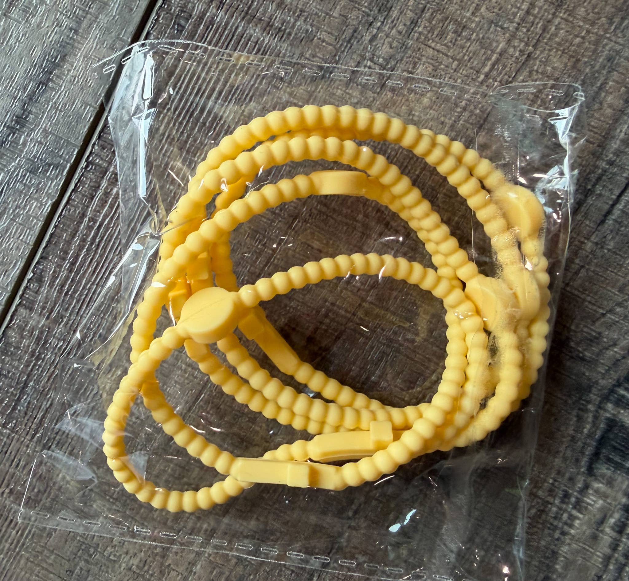 JILLIAN INK LLC - Wholesale Jewelry Set - Silicone Cross Bracelet Set of 522