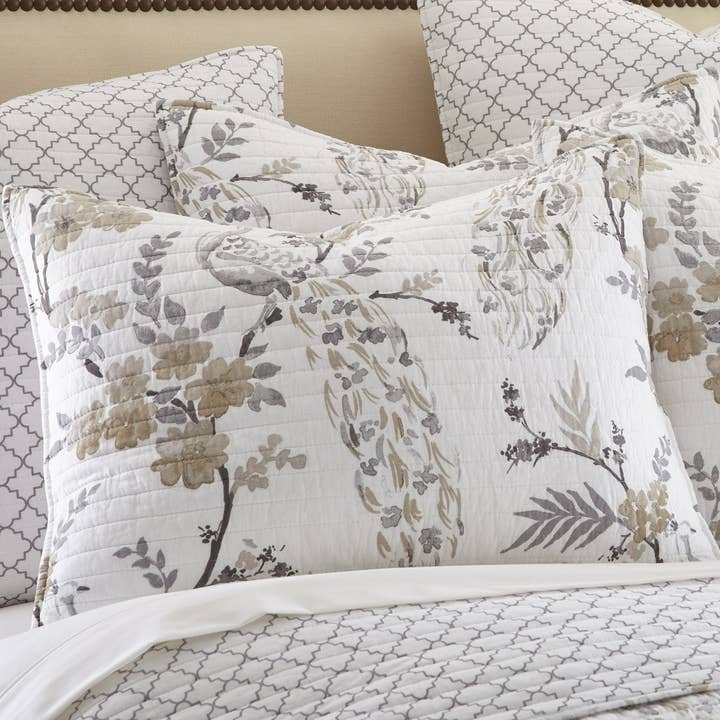 Grey Pisa Quilt Set for wholesale on Faire