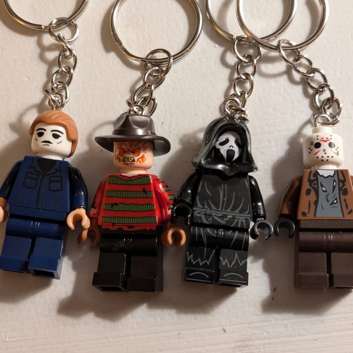 Con-Quest Crafts - Wholesale Keychain - Unisex - Horror Inspired Minifigure Keychains Movie Characters