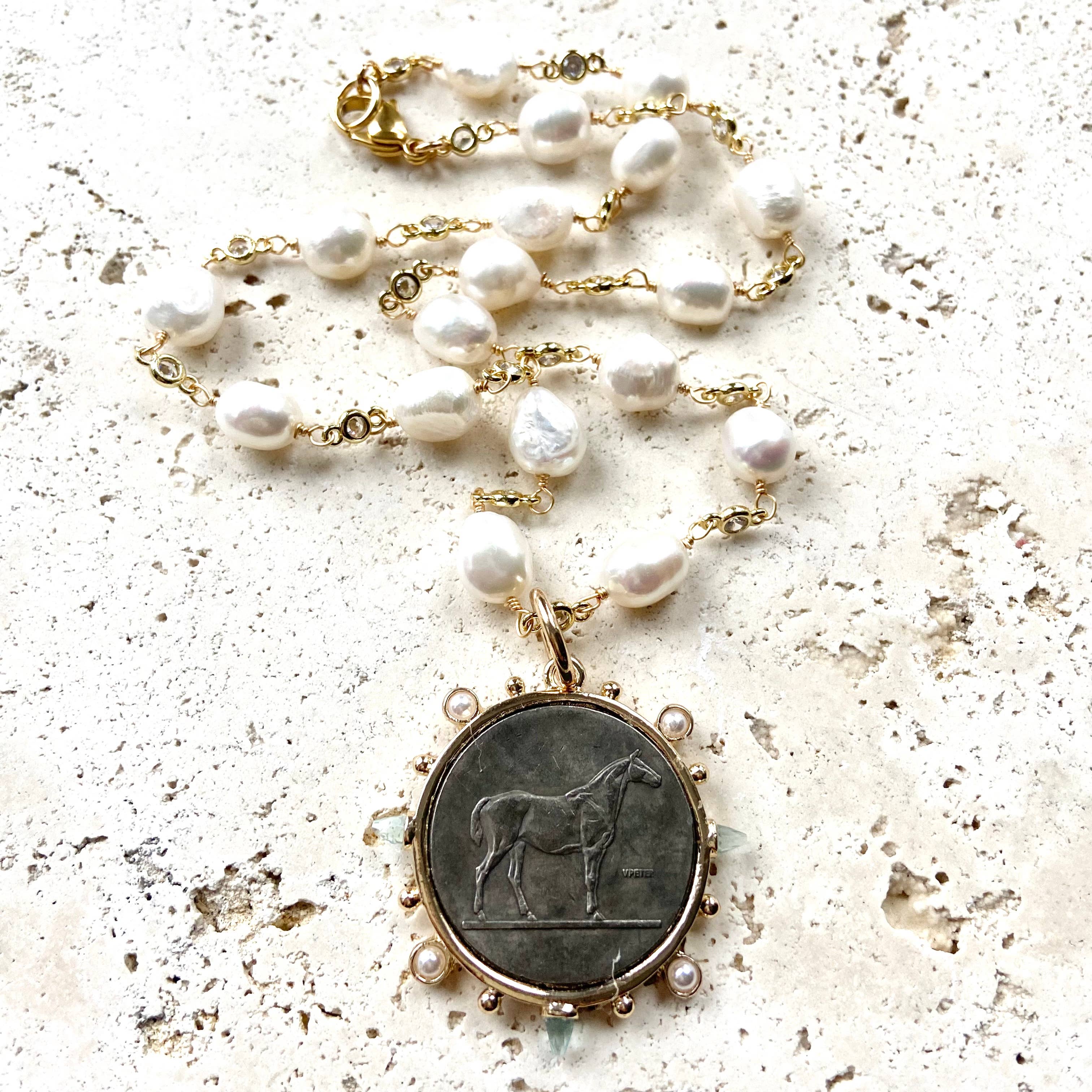 VB&CO Designs Handmade Jewelry – wholesale Hänge-/berlockhalsband – Häst smycken franska mynt medaljong ryttare halsband5