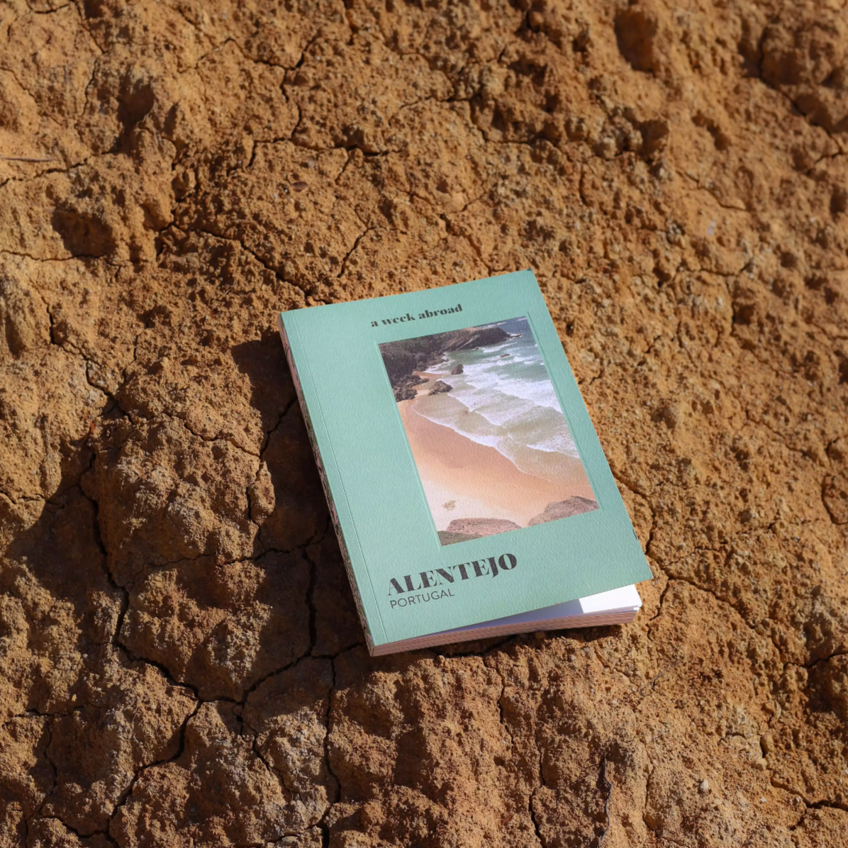 A Week Abroad - Wholesale Travel Book - Alentejo book - Book2