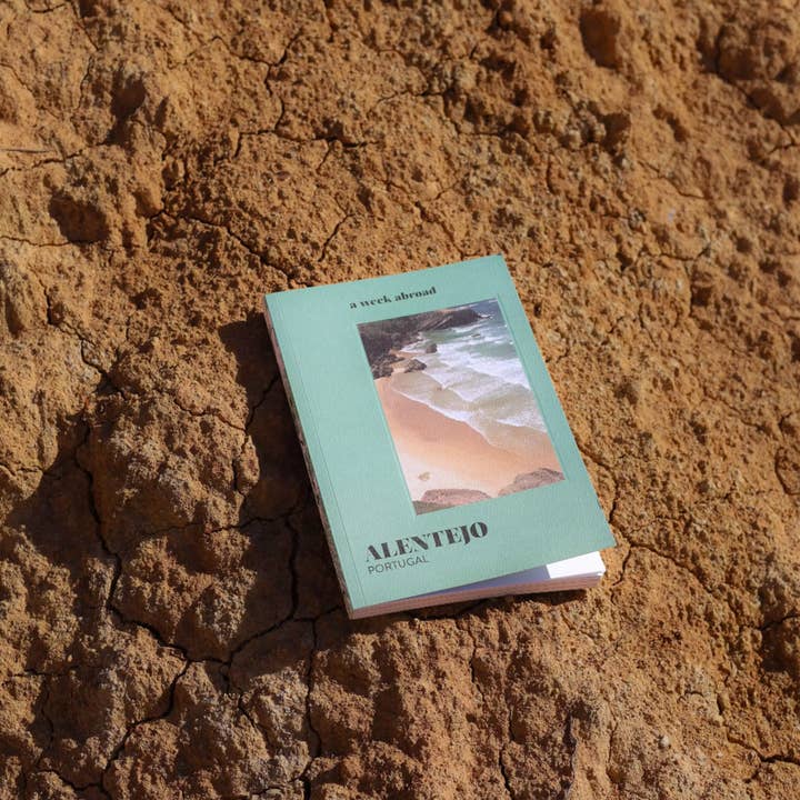 A Week Abroad - Wholesale Travel Book - Alentejo book - Book2