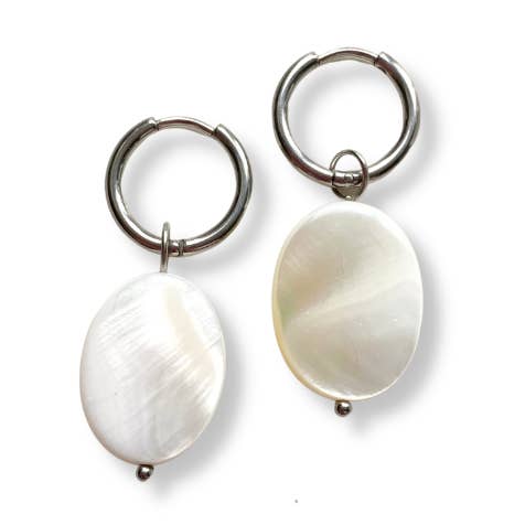 Shell Oval Earrings - Silver for wholesale by TOMMASINI