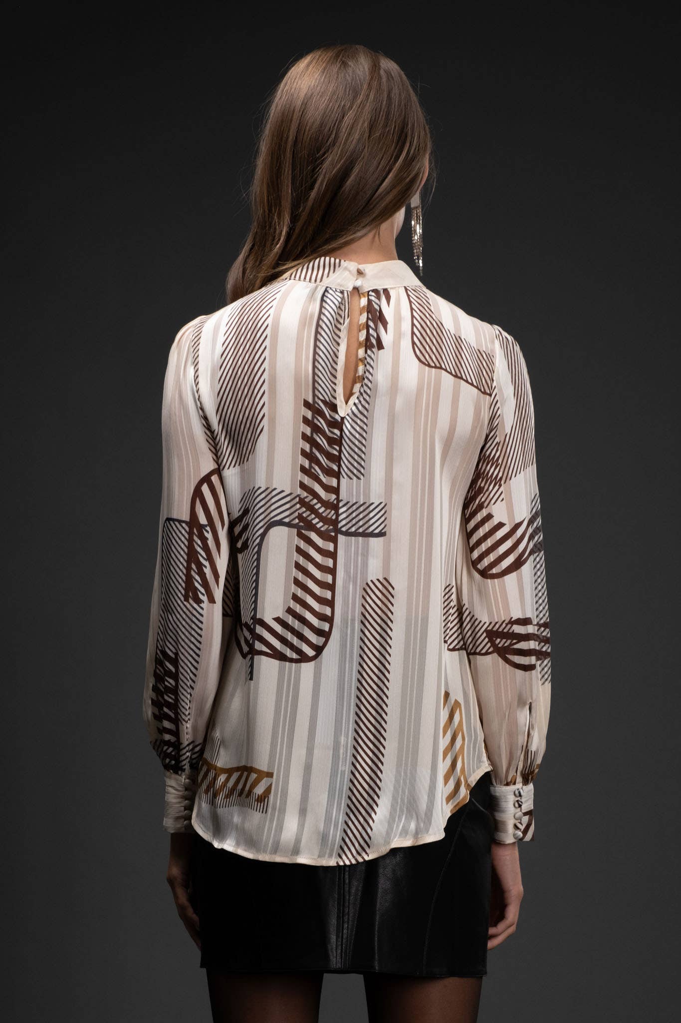 BROWN MULTI ABSTRACT PRINT LONG SLEEVE WOVEN TOP for wholesale on Faire1