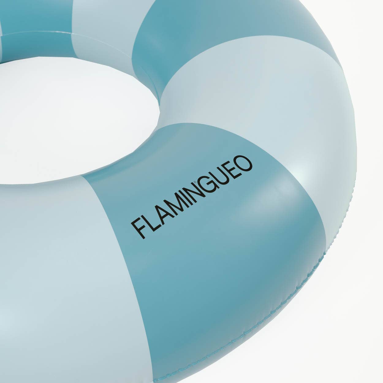 Flamingueo – wholesale Strandtillbehör – Blå badring från Sorbetto-kollektionen, storlek 110x100 cm1