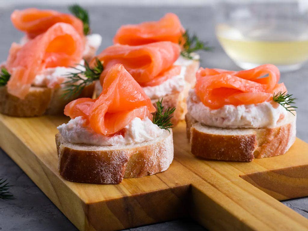 All Fresh Seafood - Wholesale Fish/Seafood - Smoked Salmon, Nova, Catsmo, 4 oz. 0