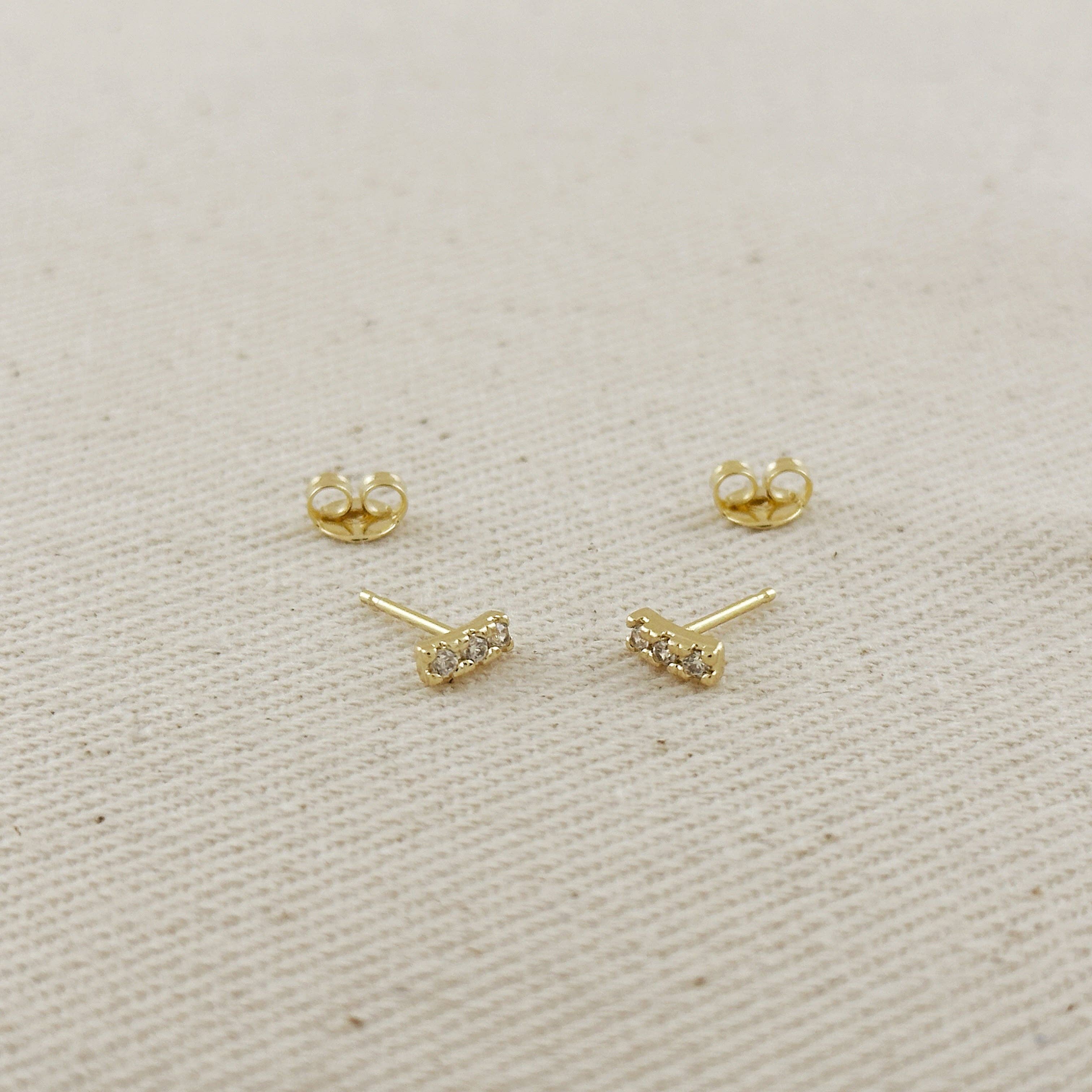 GoldFi - Vente Clous d'oreille - Boucles d'oreilles à tige en forme de mini-zircone cubique remplies d'or 18 carats4