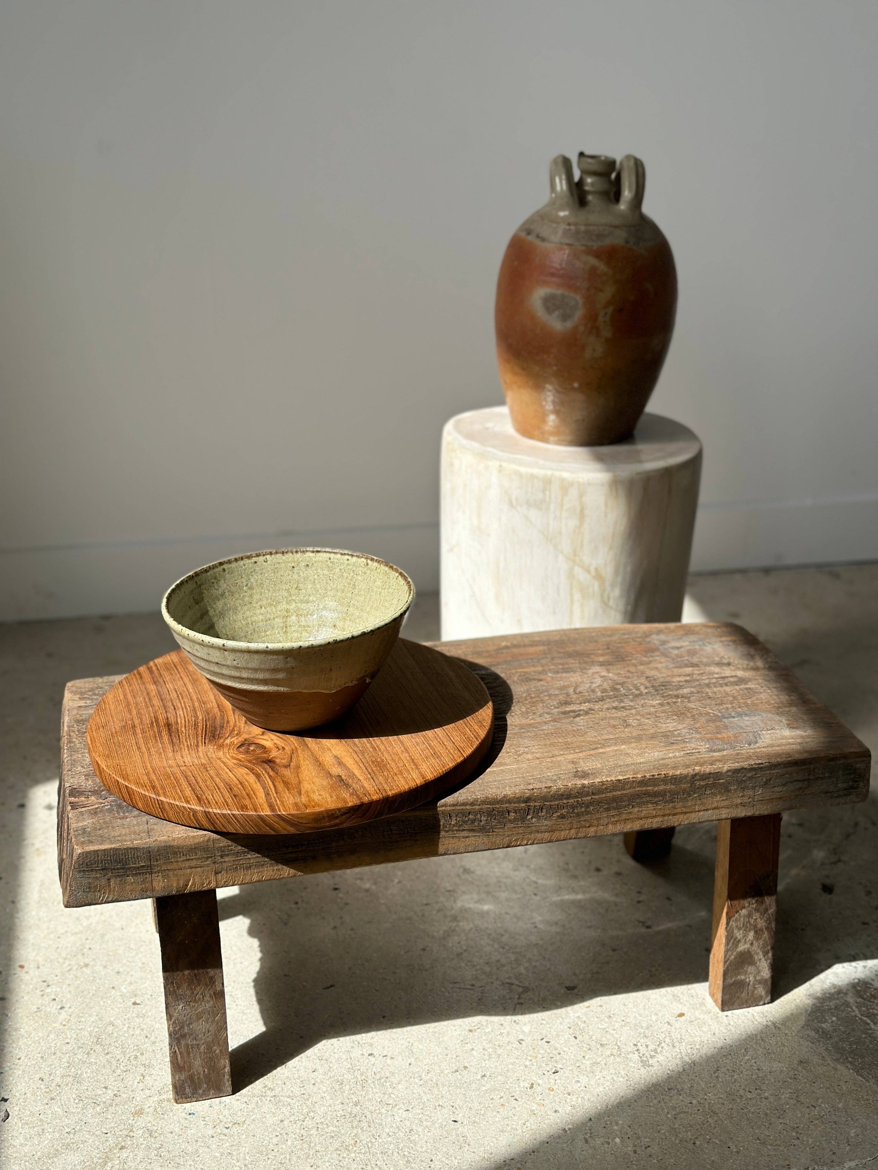 Office Objets – wholesale Skärbräda – Rund skärbräda i urholkad teak D:3071