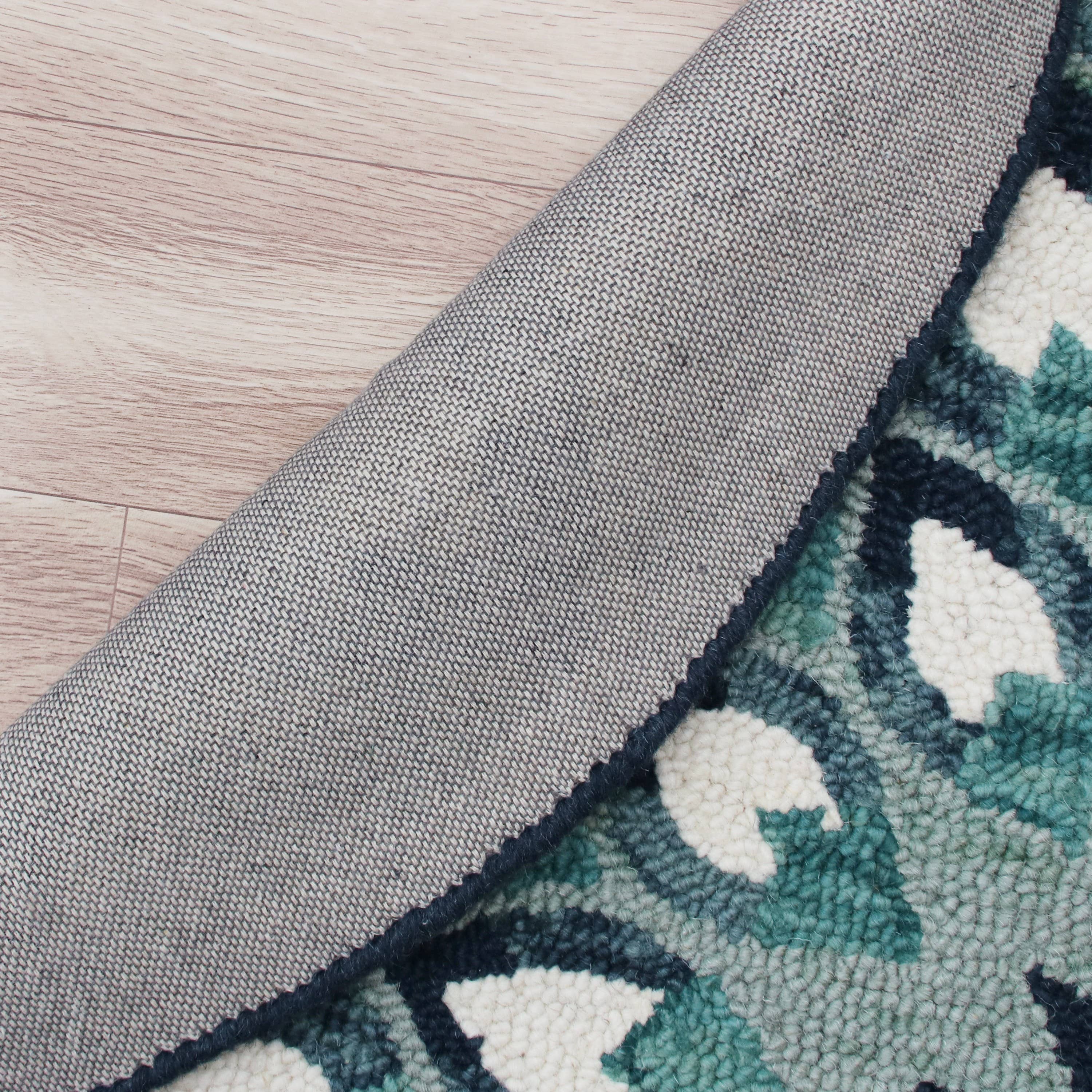 LR Home - Wholesale Area Rug - Raelyn Vintage Floral Hand-Tufted Wool Round Indoor Area Rug55