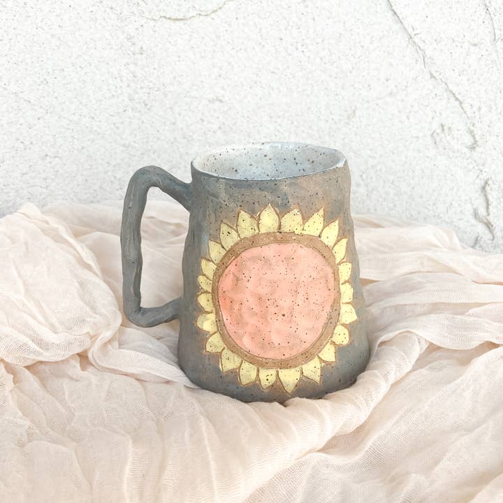 Zonnebloem mok voor wholesale door Honey & Luster
