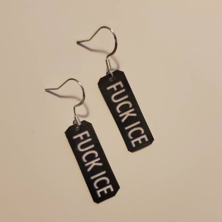 Oorbellen F*CK ICE voor wholesale door Sarah Wood Studio