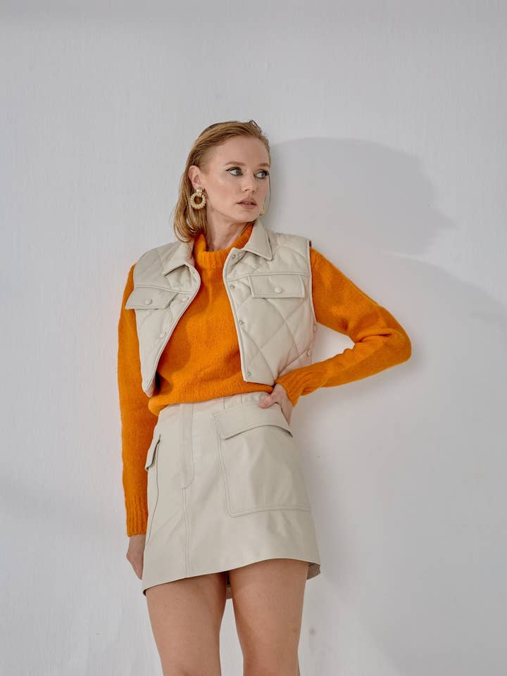 Gilet Corto in Pelle Trapuntato – Crema per la vendita all'ingrosso da parte di DUE2store