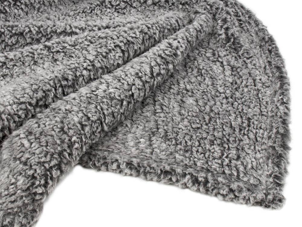 Pavilia - Wholesale Throw Blanket - Plush Shaggy Sherpa Blanket54