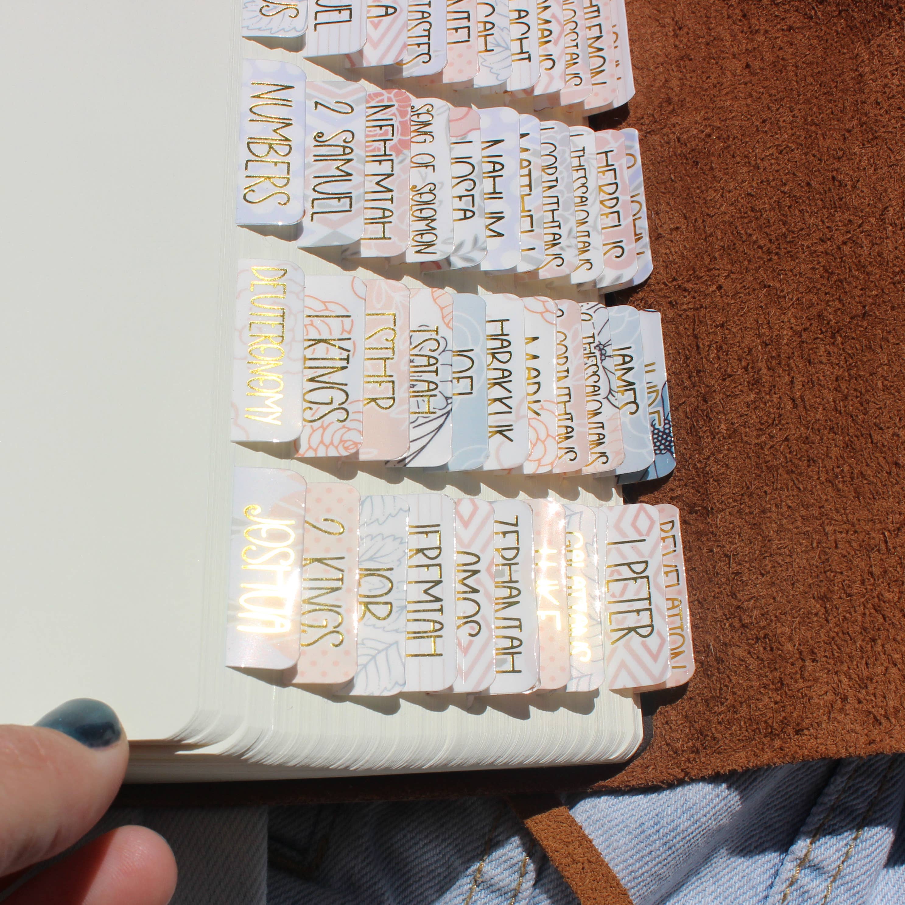 Idyllic Grace – Engroshandel Bogmærke – Graceful Gold Foiled Bibel Tabs8