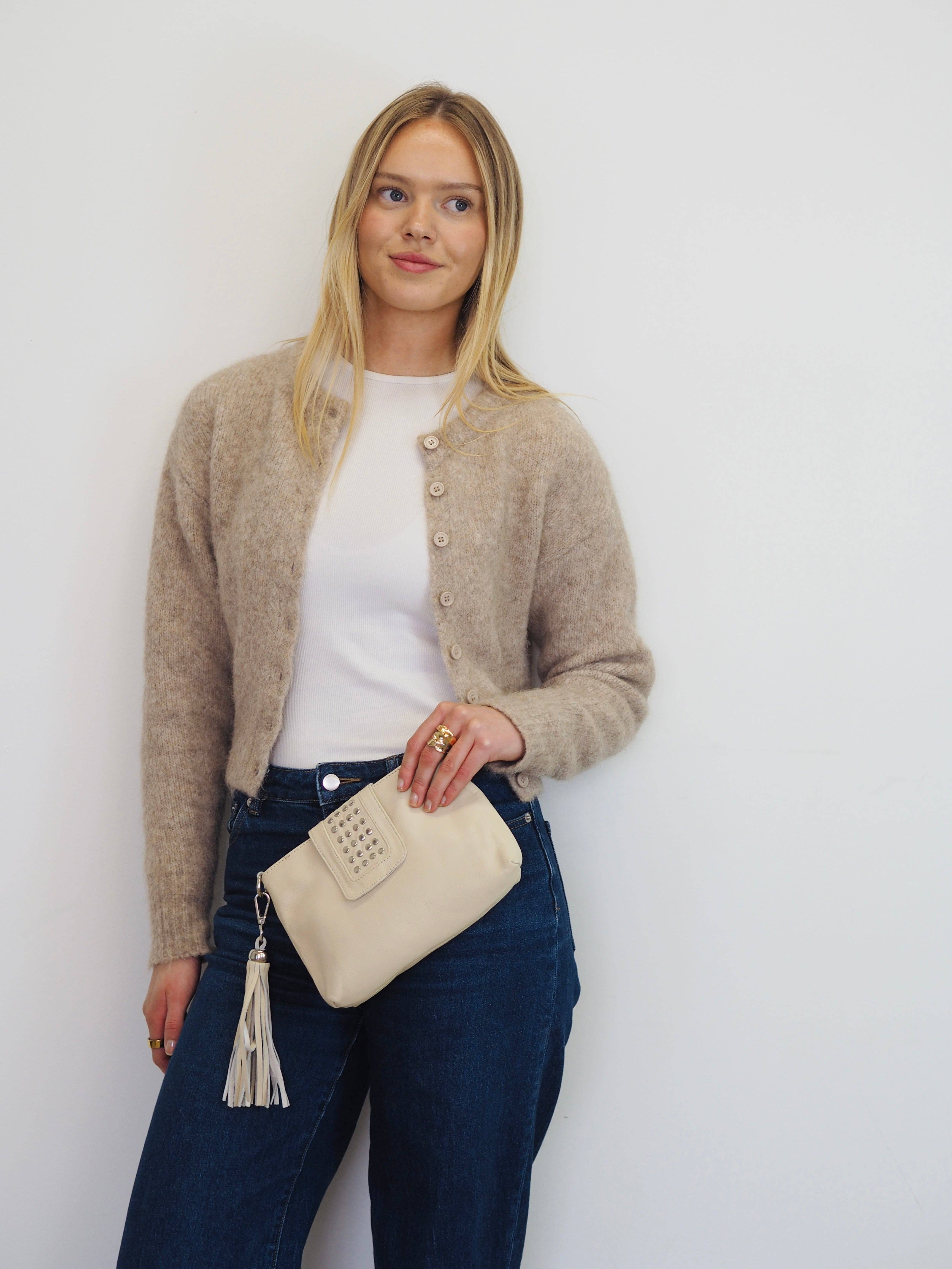 Cadelle Leather - Wholesale Crossbody Bag - Women's - Gigi Crossbody | Cream1
