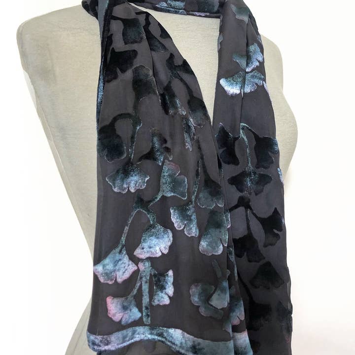 Sherit Levin Textiles - Vente Écharpe – femme - Écharpe en velours noir4