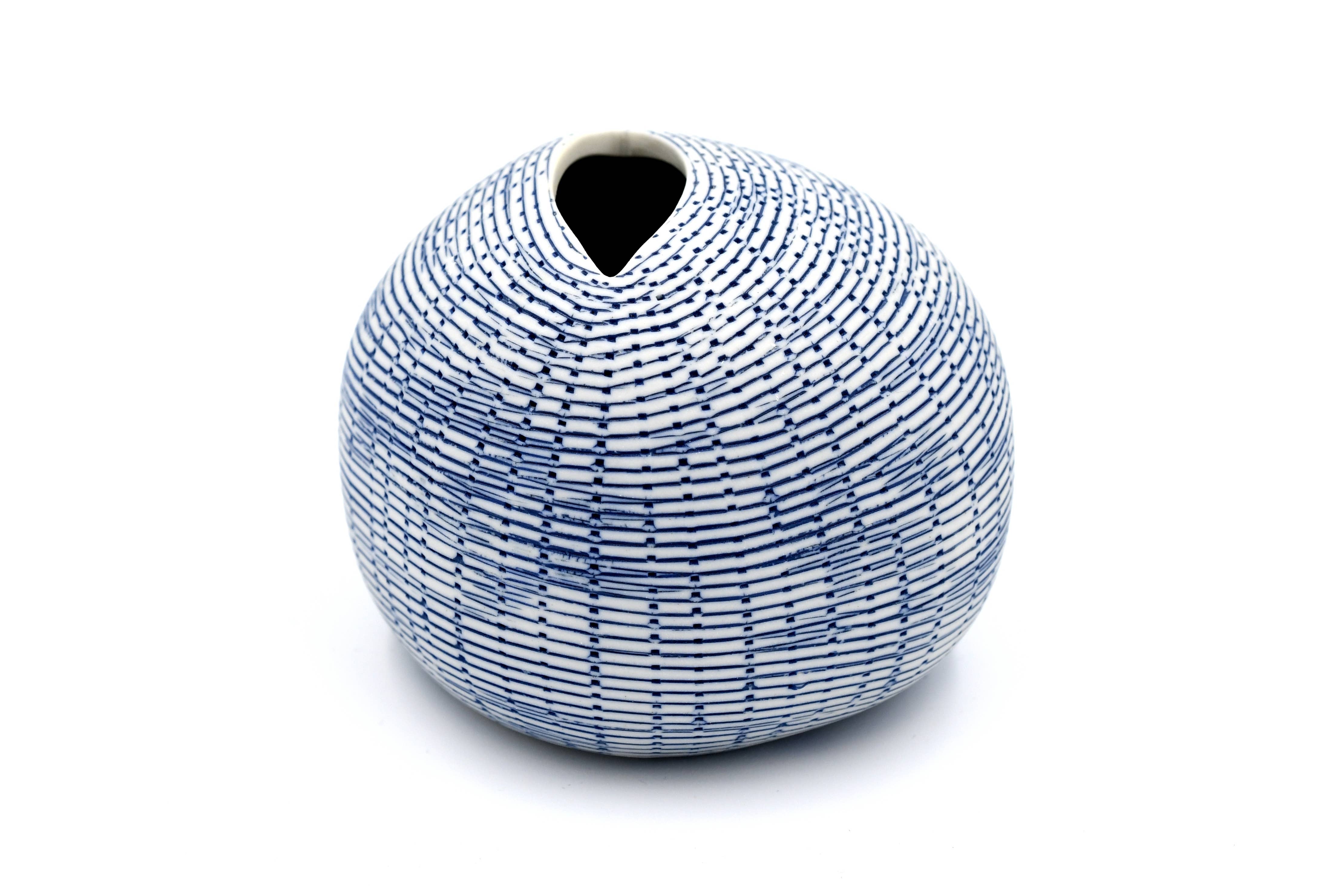 Art Floral Trading LLC – Großhandel Vasen – 157W71BLAUER KIES L-Handgefertigte Porzellan-Budvase2