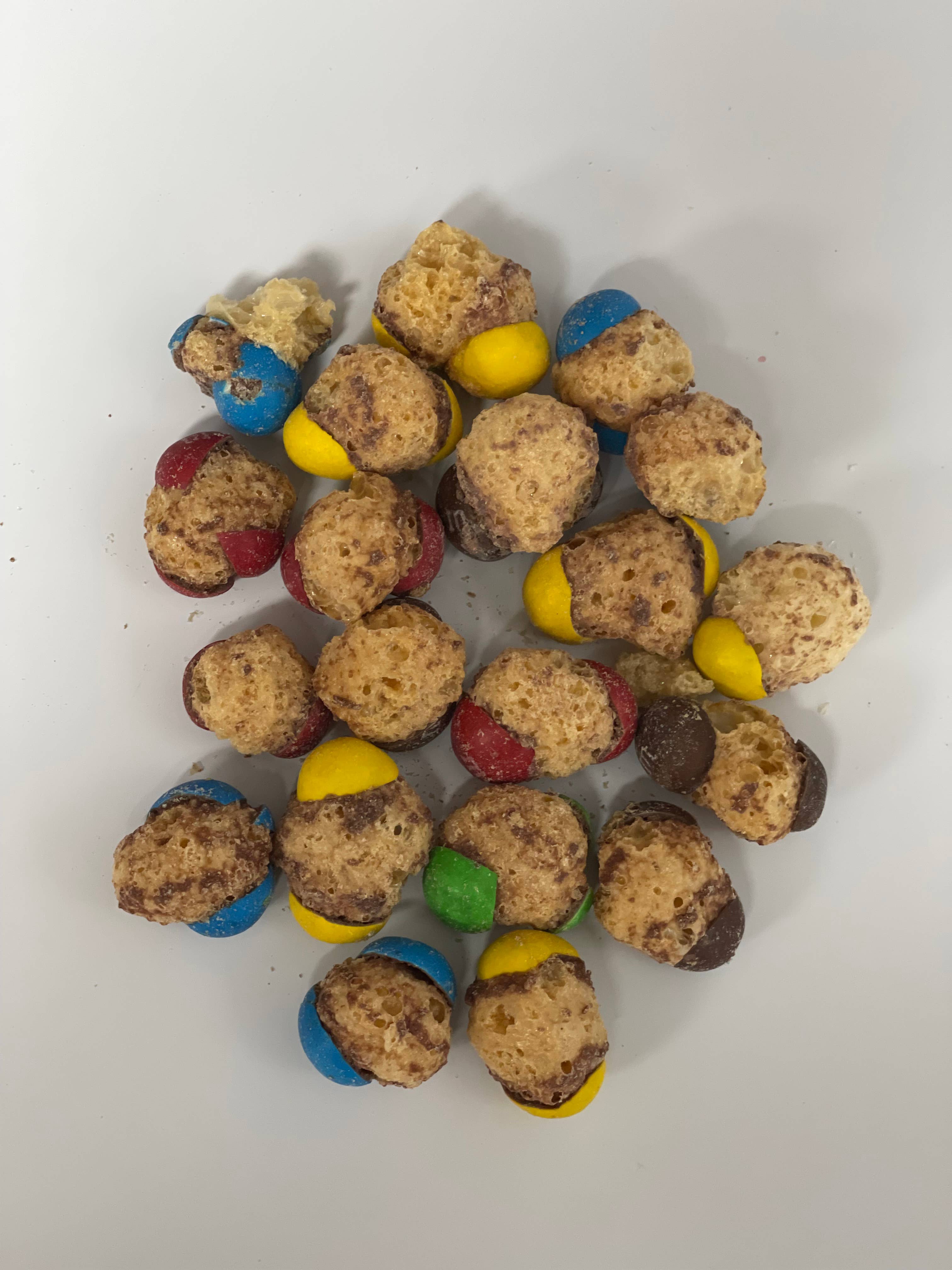 Lumberjack's Arctic Treats – wholesale Chokladtäckta godisar – Chokladkaramellbollar (34g)