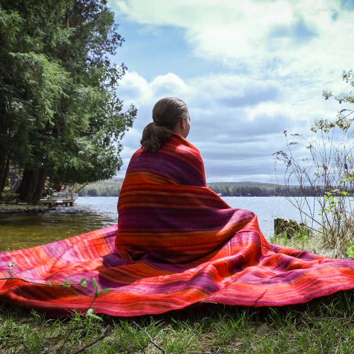 XL Alpaca Throw Blanket for wholesale by Amor ala Vida