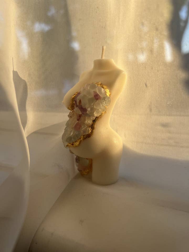 Creating Life Crystal Infused Candle for wholesale by Dreamsoy Candles