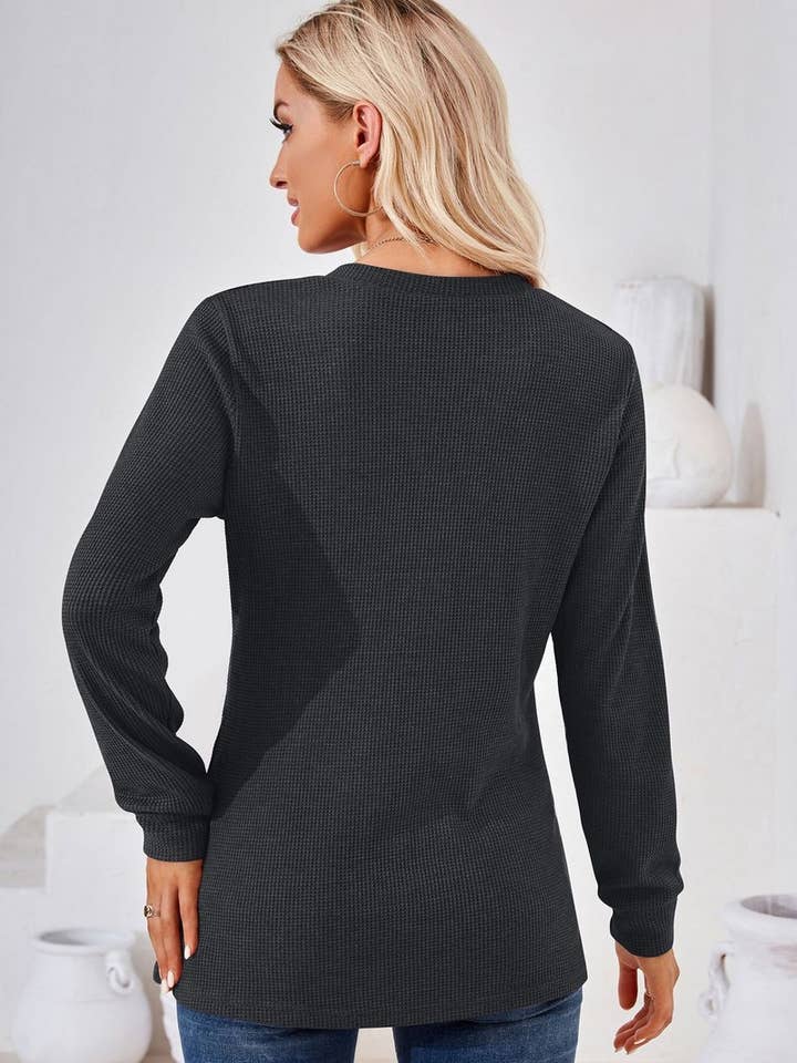 NINEXIS - Wholesale Blouse - Women's - CWTBLL01312_V NECK BUTTON SOLID LONG SLEEVE LOOSE TEE11