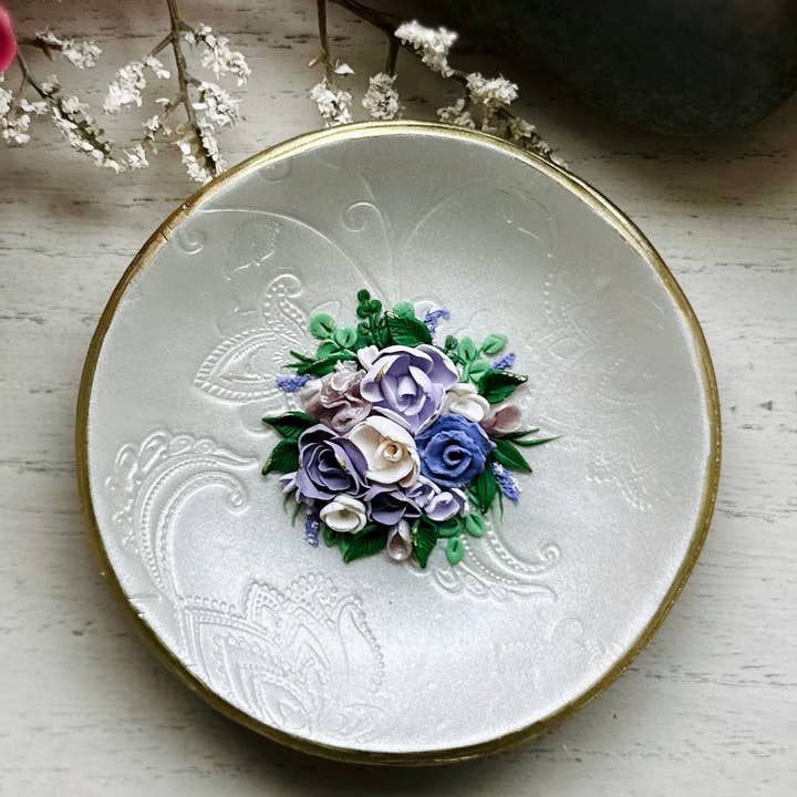 Flower bouquet ring dish - Purple for wholesale by L Linen + Clay