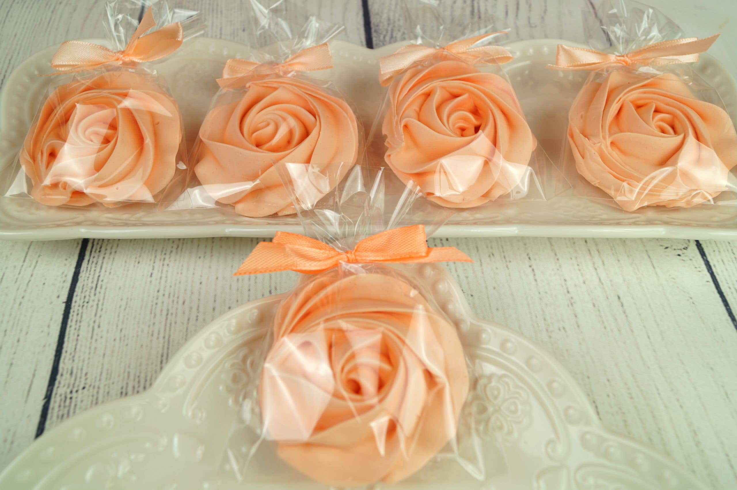 Ma Meringue - Vente Biscuits - Rosaces En Meringue Corail2