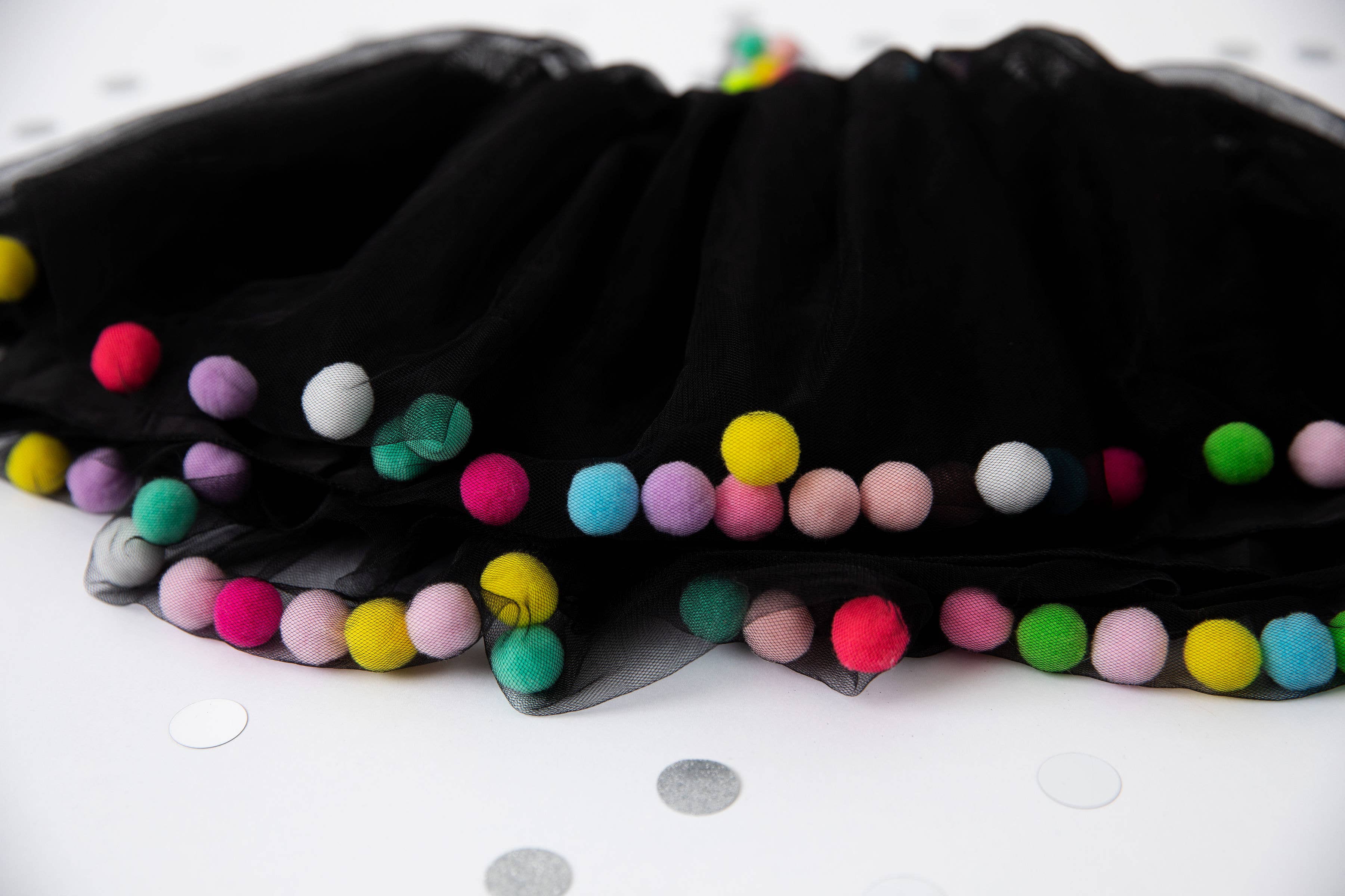 Tutu Joli LLC – Tutu - Crianças por atacado – Tutu Pom Pom Preto e Gravata de Cabelo Laço | Conjunto de Saia Infantil 2Pcs10