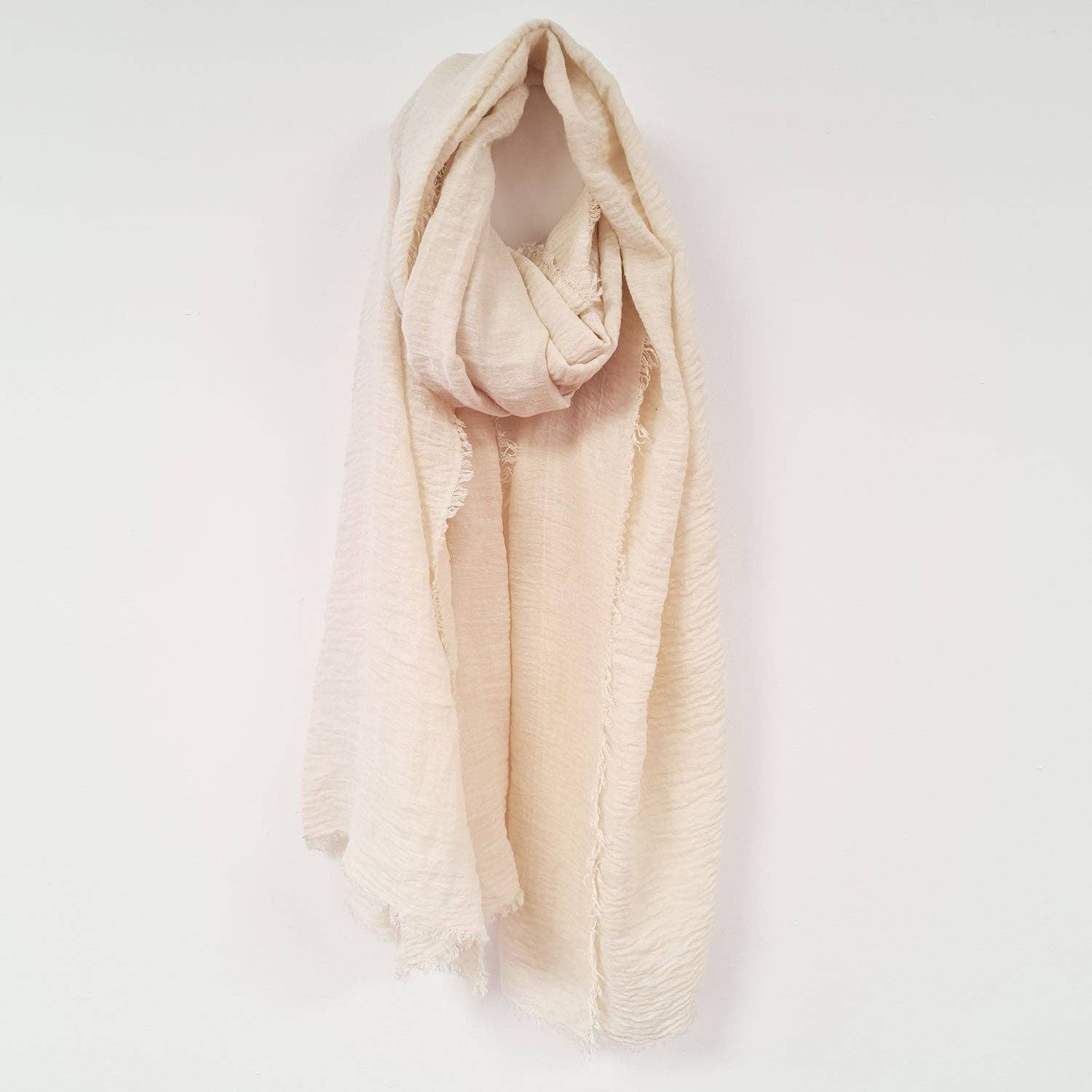 Tempest Designs – wholesale Scarf – Women's – Substantial plain scarf with fashionable raw edge0