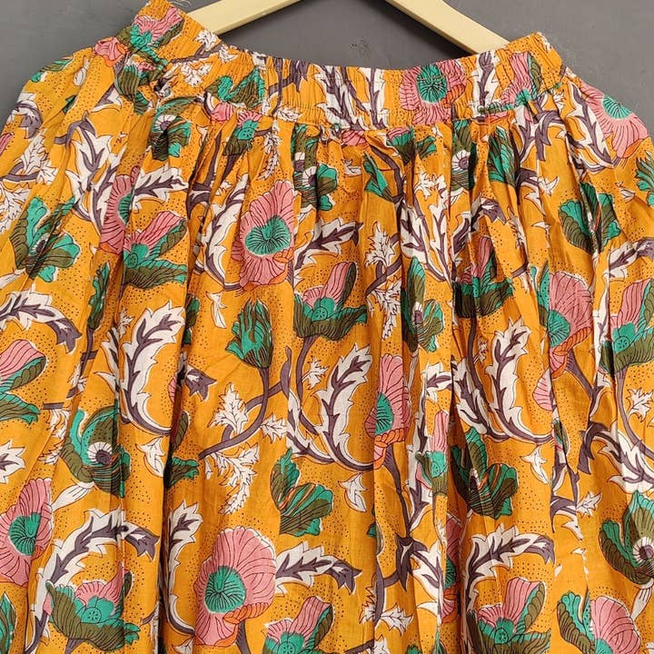 bhavnas boutique - Vendita all'ingrosso Gonna - Donna - Gonna estiva floreale in cotone Gonna casual plus size 1