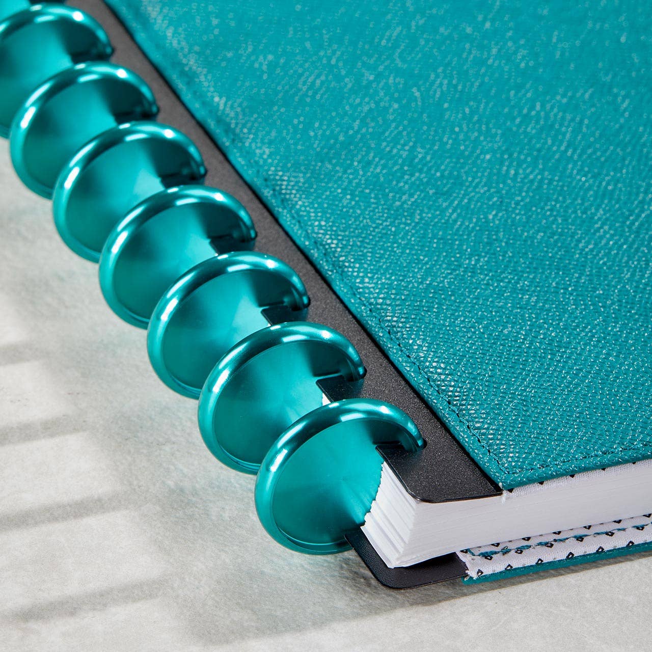 Levenger - Wholesale Notebook - Aluminum Circa Notebook Discs (set of 11)15