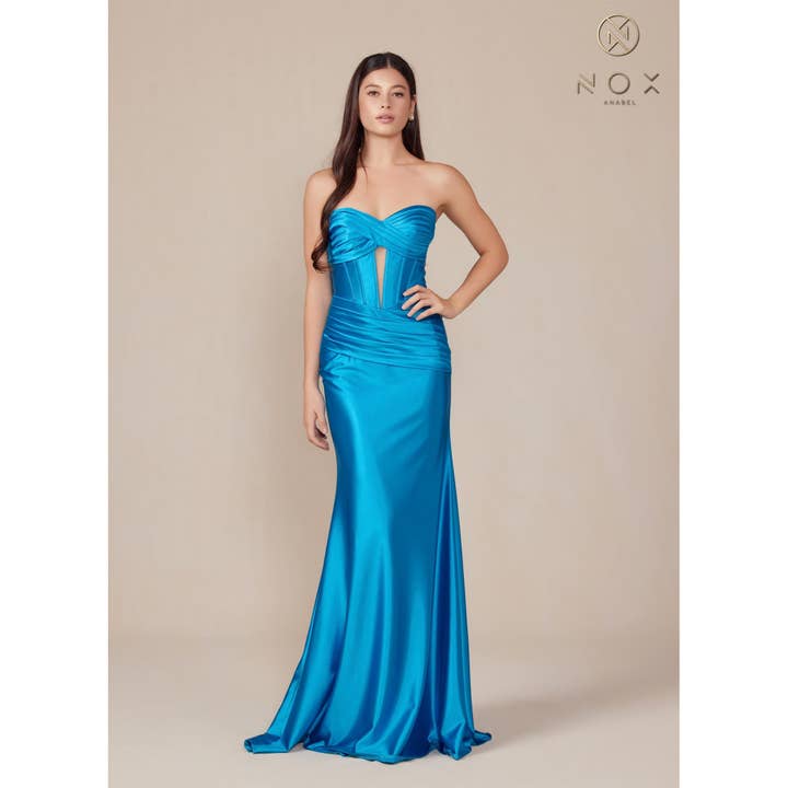 Noxanabel - Wholesale Formele jurk - Dames - Noxanabel satijnen strapless jurk met aansluitende pasvorm T150011